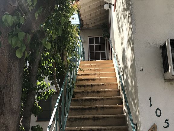 2nd image of 1055 Thompson Ave APT D