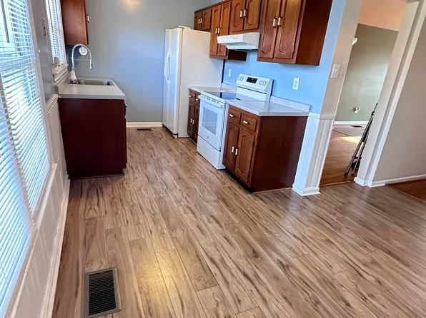 1605 Colonial Way, Frederick, MD 21702