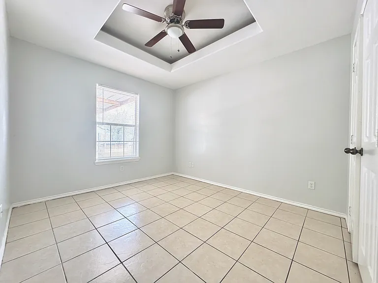 1409 Prosperity Dr #2 — Photo 7