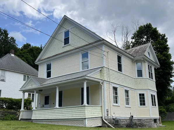 17 Randall St, Adams, MA 01220
