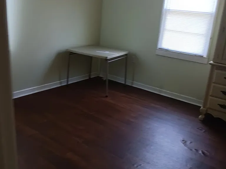 2309 Warren St — Photo 10