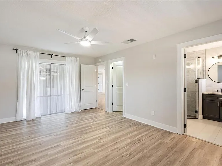 418R Gilbert Rd — Photo 10