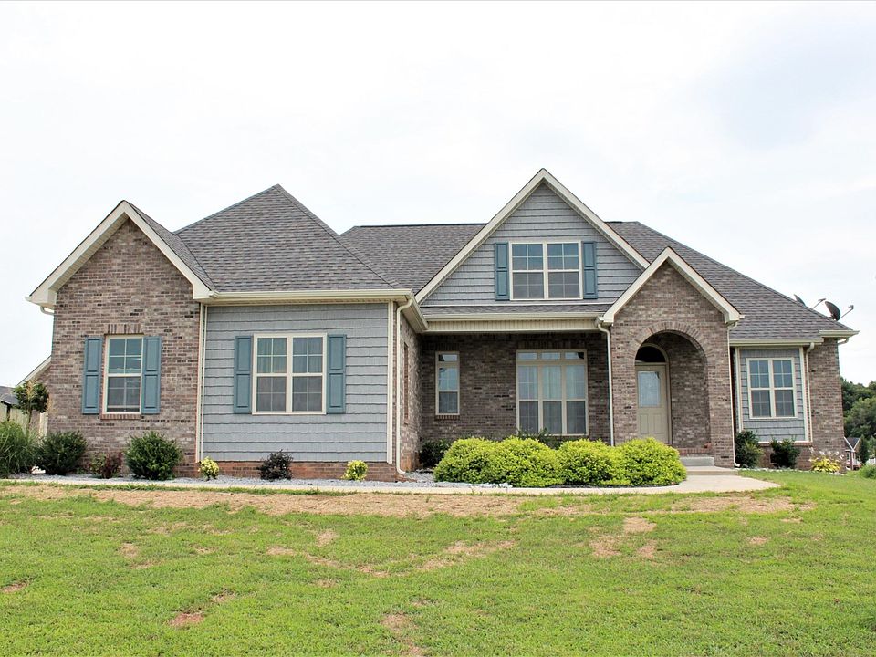 1st image of 4515 Crossroads Dr