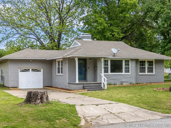 428 E 10th St, Claremore, OK 74017