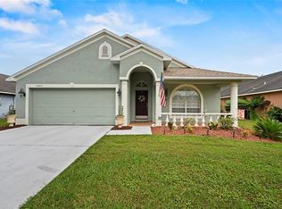 1401 Lake Shore Ranch Dr, Seffner, FL 33584