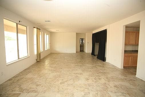 5th image of 3290 S HORSESHOE Drive