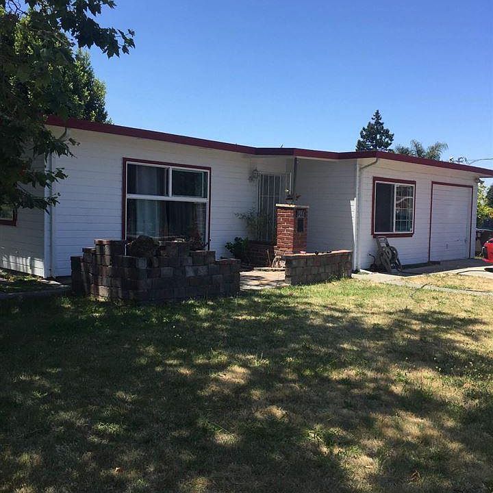 1st image of 402 Elmwood Ln