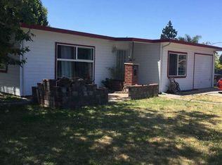 402 Elmwood Ln, Hayward, CA