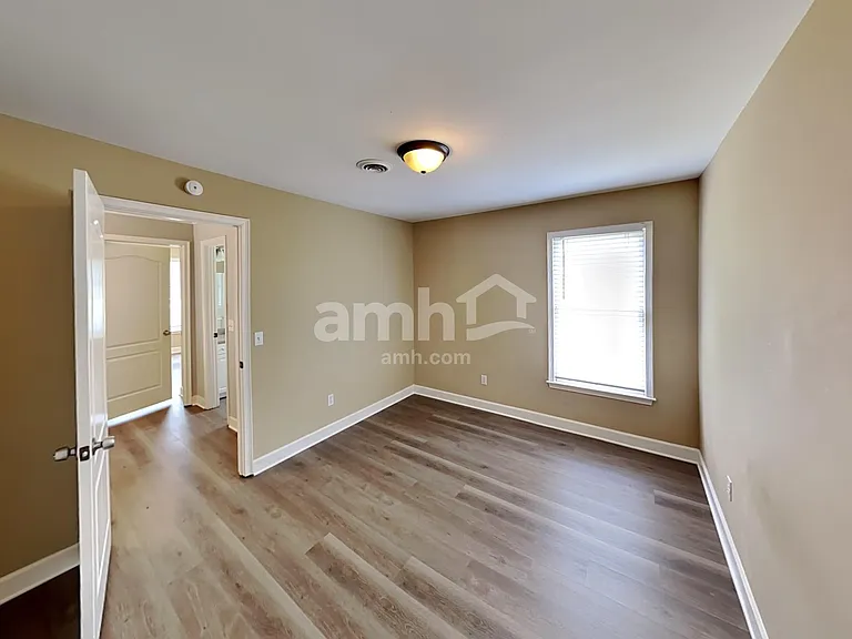 1423 Shoreside Dr — Photo 12