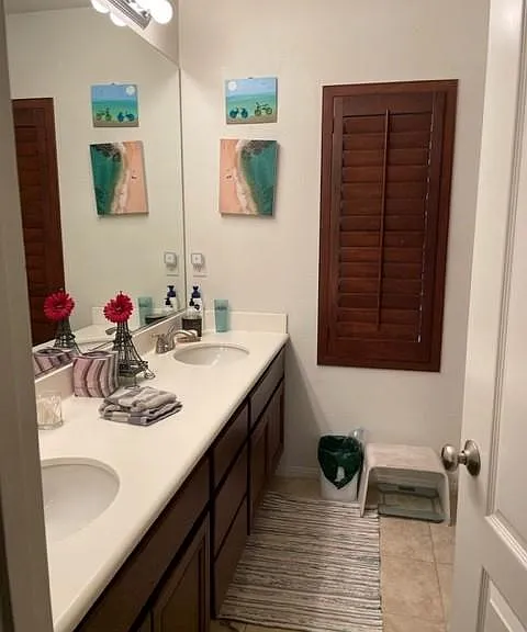 7778 Highwood Ave — Photo 16
