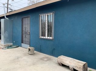 1004 E 77th St, Los Angeles, CA 90001