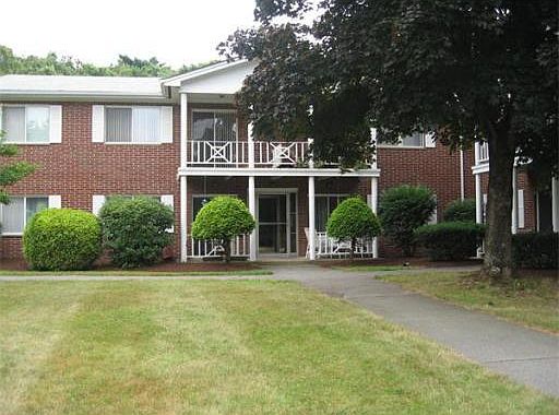 1st image of 37 Bayberry Dr APT 1