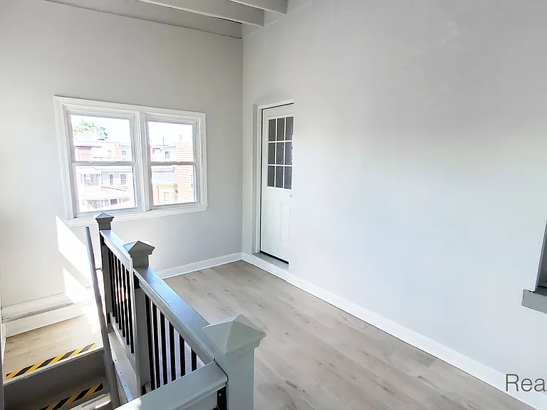 36 Beacon St #3 — Photo 21