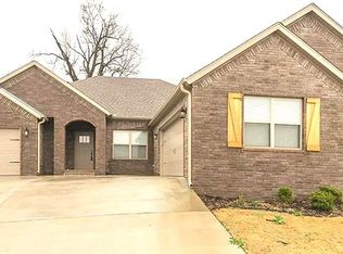 3600 SW Brittany Rd, Bentonville, AR 72713