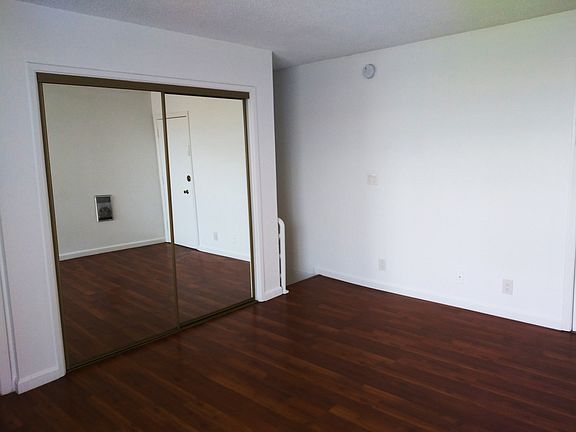 5th image of 408 S Venice Blvd APT 216