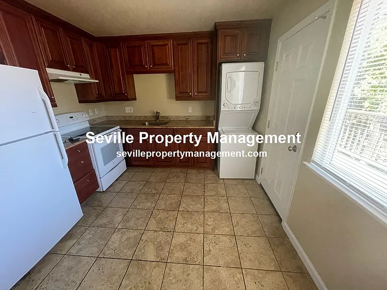 33 Deering Ct — Photo 4