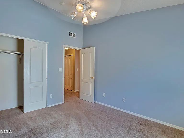 1417 Plaza Verde Dr — Photo 20