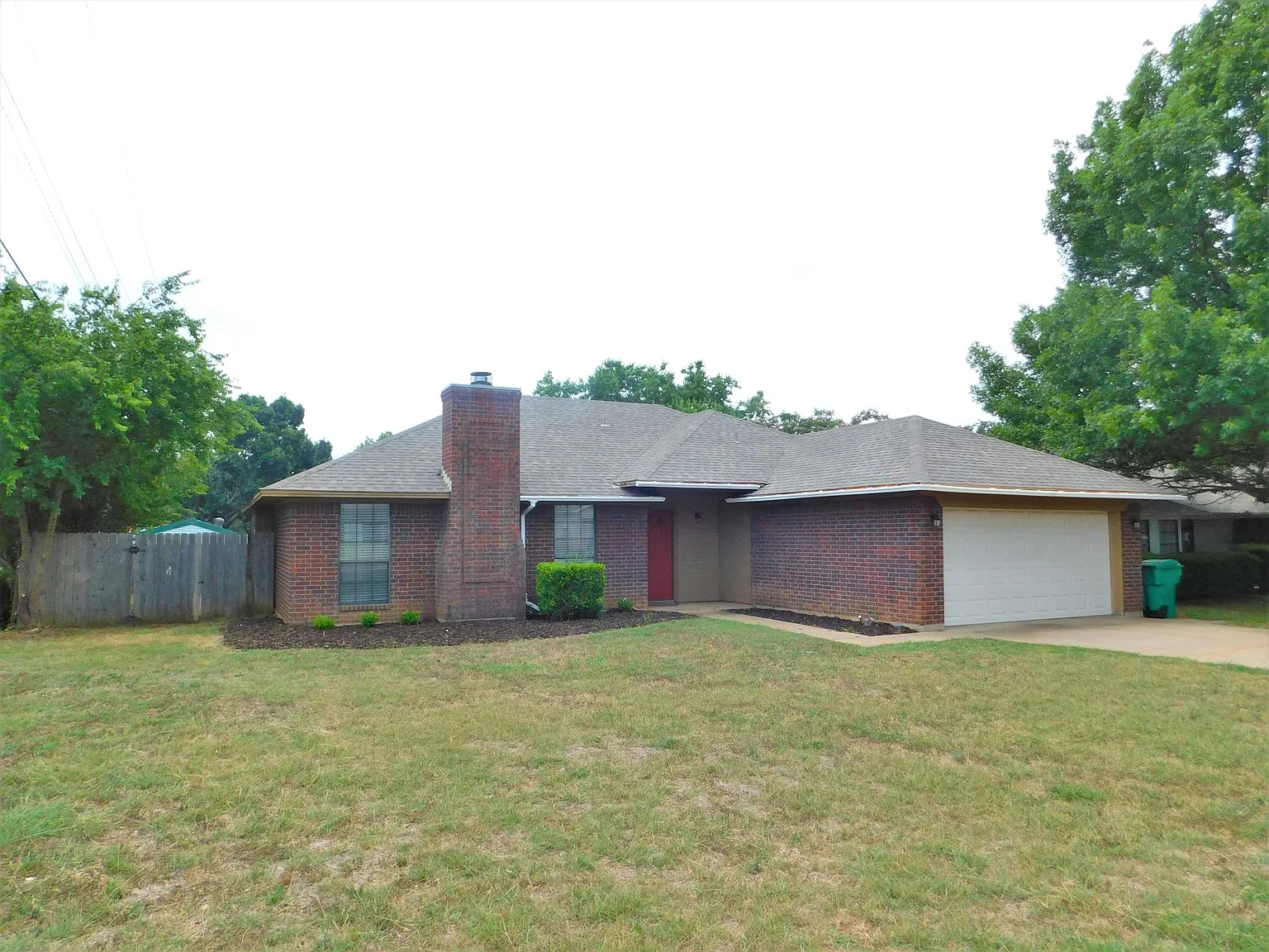 3 bed, 1478 sqft, $1,925 — Photo 2