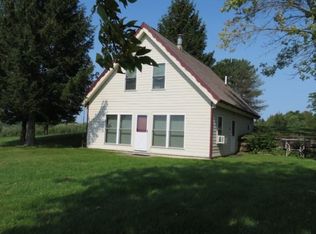 E2445 Tulip Ct, La Valle, WI 53941