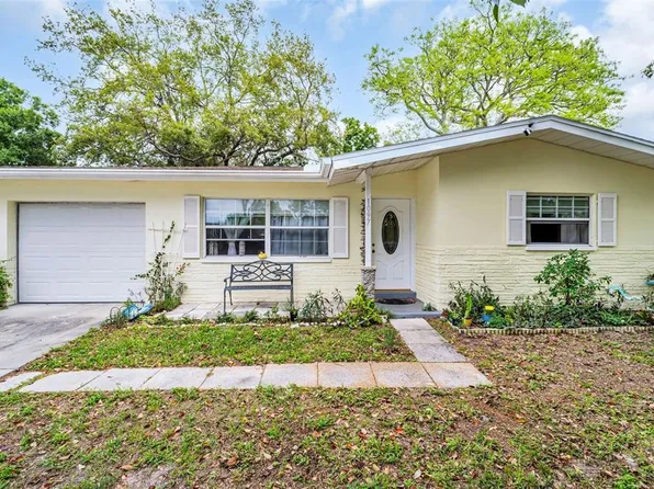 1097 Kenwood Dr, Dunedin, FL 34698