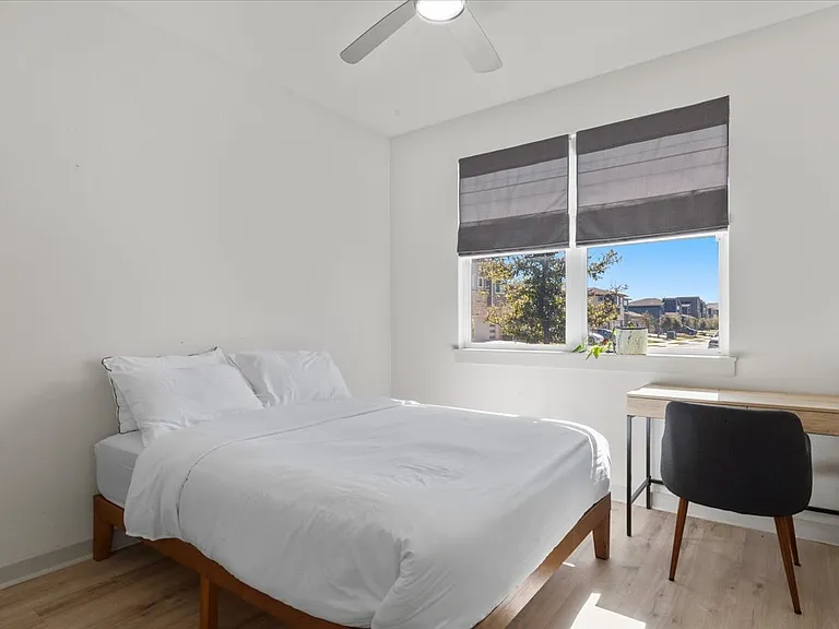 7416 Sagira Path — Photo 10