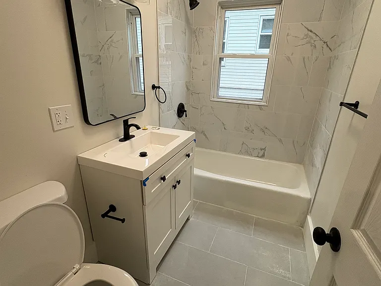 30-32 Westmore Rd #2 — Photo 4