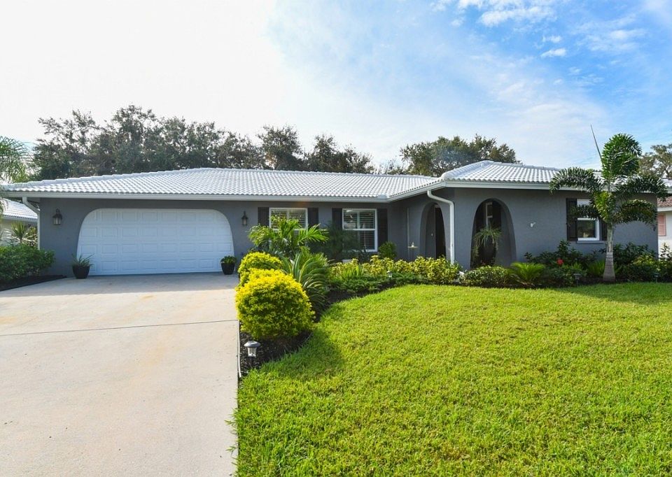 1st image of 7443 Blaine Way