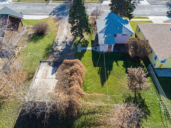3rd image of 516 7th Ave N