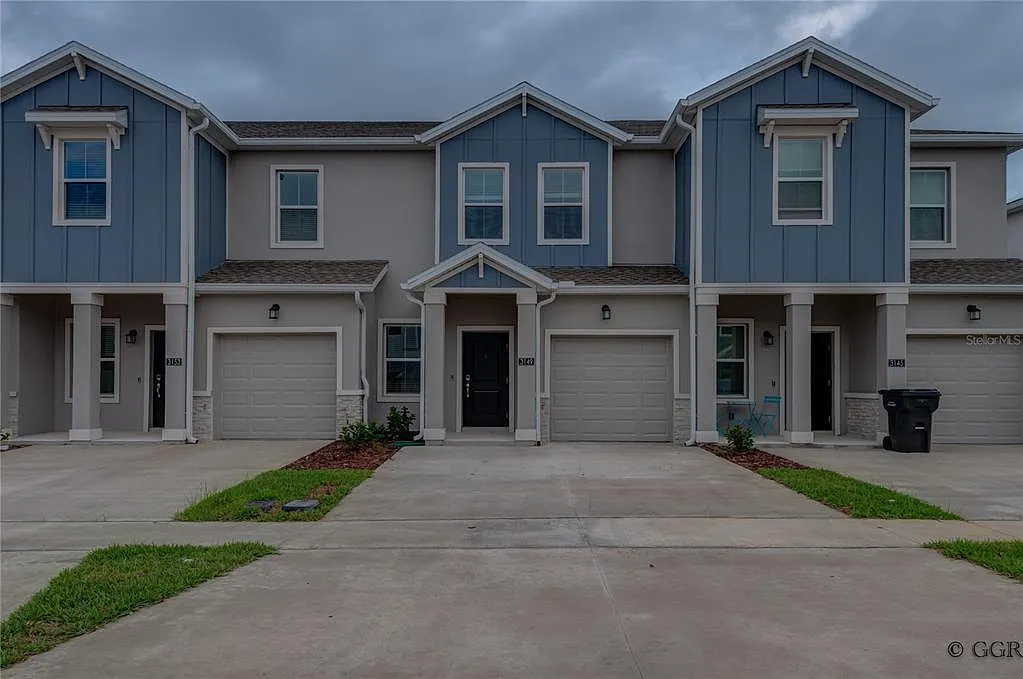 3 bed, 2.5 bath, 1738 sqft, $2,050 — Photo 1