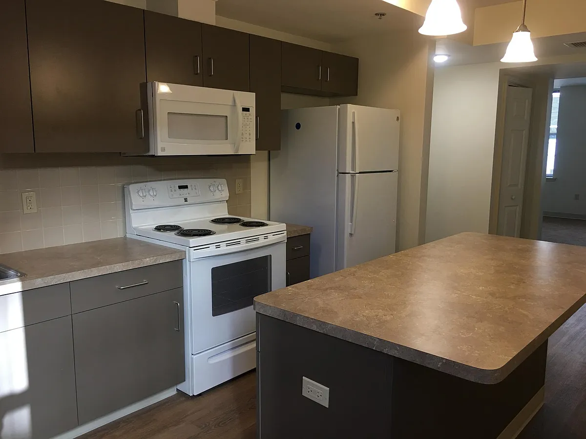 Building Photo - 728 Hamilton St #2A