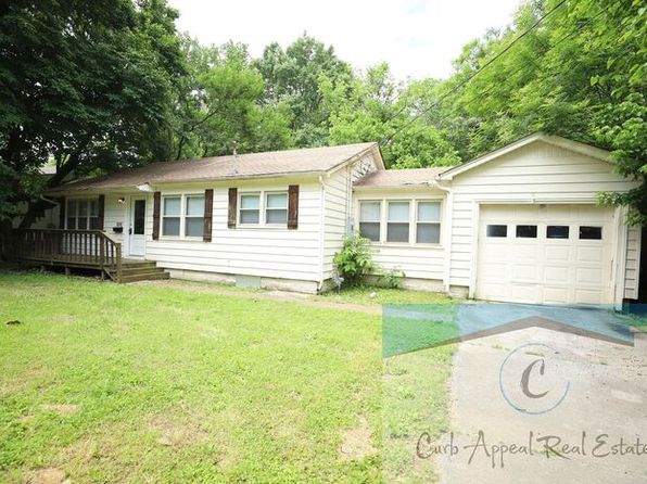 1213 Haltom St