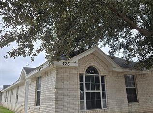 423 La Mancha Dr APT 4, Edinburg, TX 78541