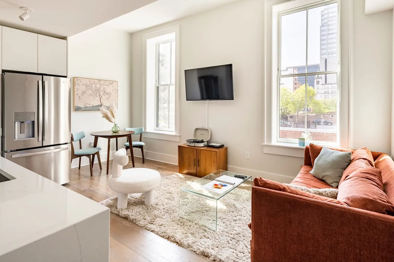 1 bed, 1.0 bath, $1,714 — Photo 1