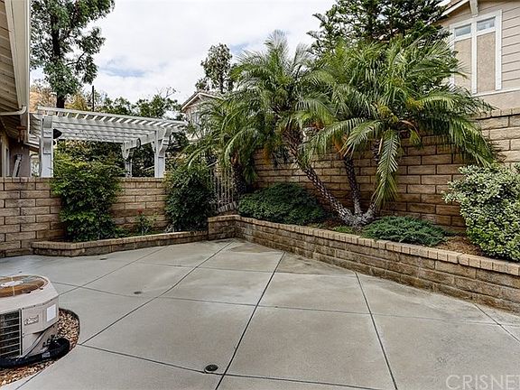 3rd image of 26508 Caribou Ct