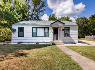 309 W South St, Marionville, MO 65705
