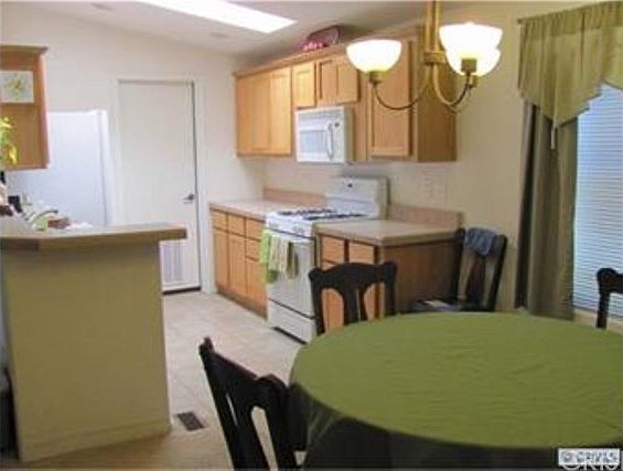 4th image of 16540 Whittier Blvd Spc 38