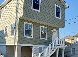18 E Beach Way, Lavallette, NJ 08735