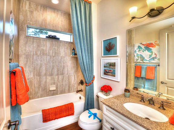 Juliette at Grand Haven Guest Bath