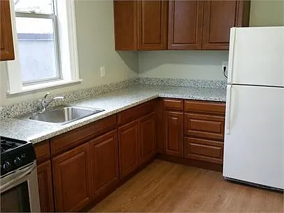 25 SE 26th Ave #1 — Photo 12