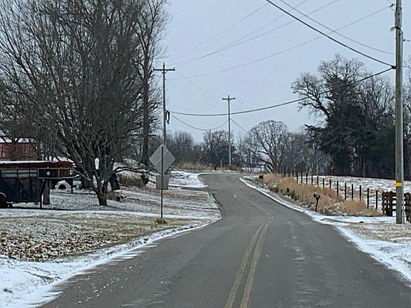 5th image of 511 John Garrison Rd