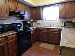 5th image of 5045 Avalon Ave