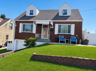 4137 Gladstone St, Pittsburgh, PA 15207