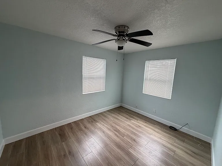 442 Winters St — Photo 22