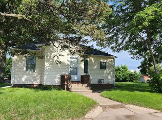 405 La Porte Rd, Waterloo, IA 50702