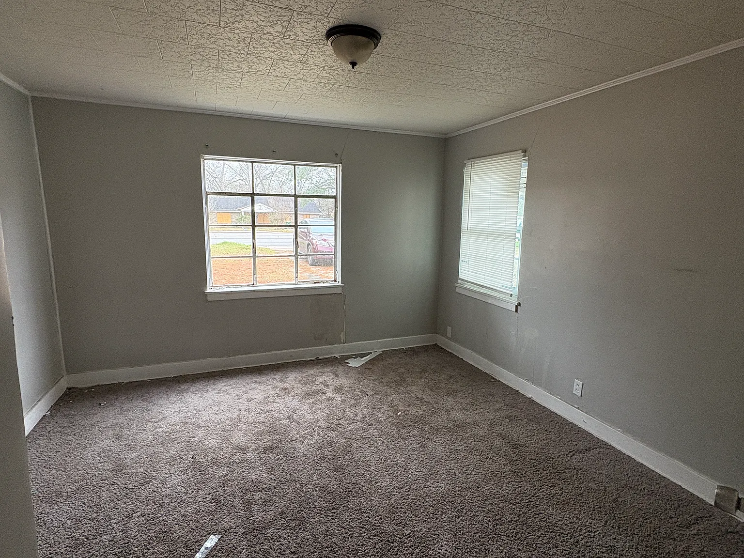 3963 South Court Street — Photo 4