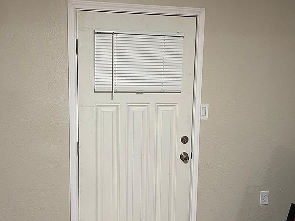 4th image of 1244 Vera Ave #B