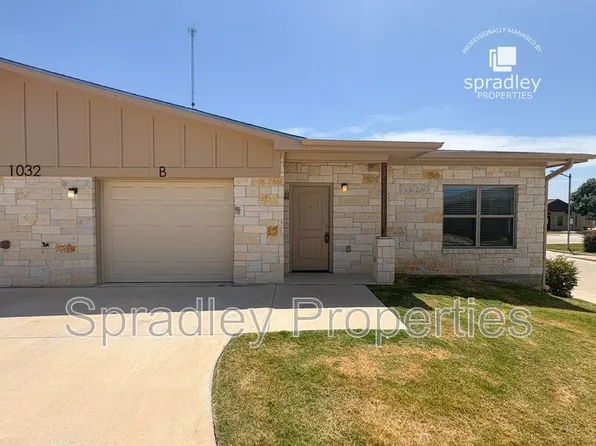 1032B Hibiscus Dr, Belton, TX