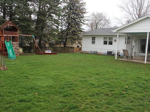 3rd image of 133 Oneil Dr #O