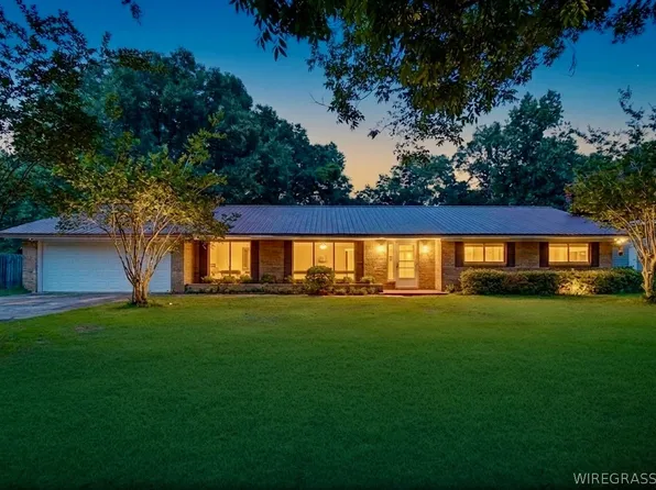 3095 Andrews Ave, Ozark, AL 36360
