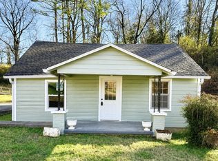 833 Cumberland Dr, Clarksville, TN 37040